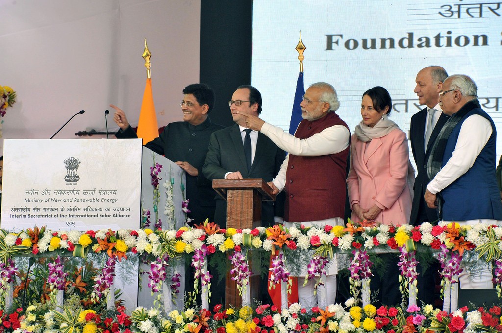 India's PM and the French President inaugurate the ISA Secretaria. Photo: Narendra Modi